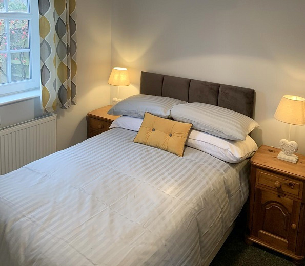 Hursley Lodge bedroom